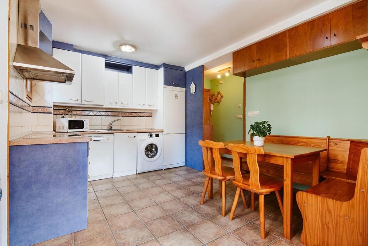 Apartment Cantal - Sencillo Y Acogedor Sallent de Gállego