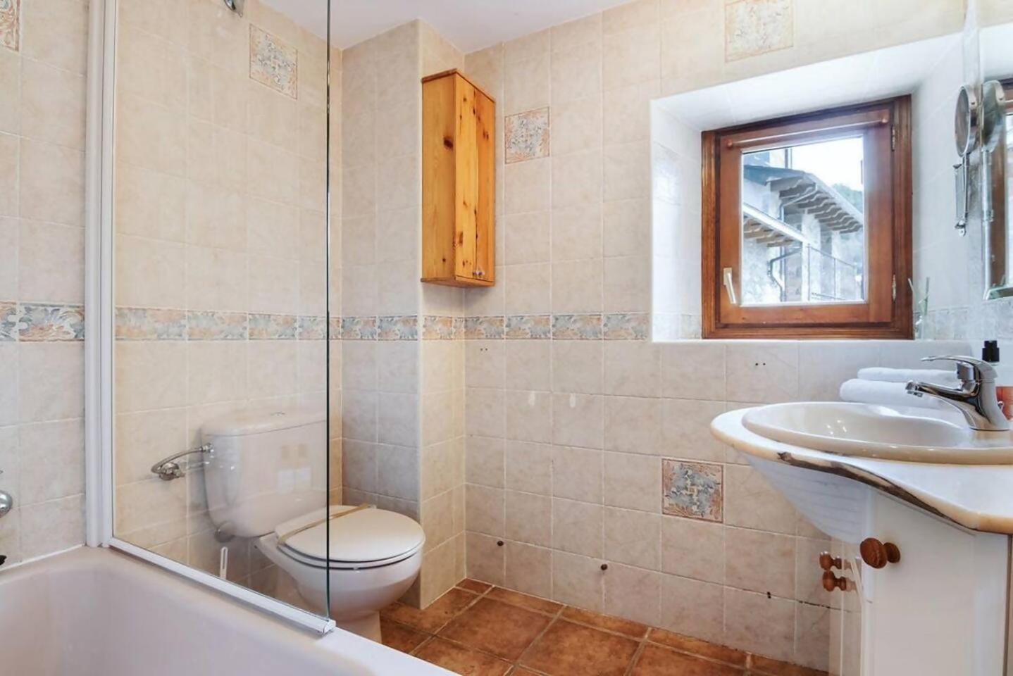 Cantal Sencillo Y Acogedor Apartment